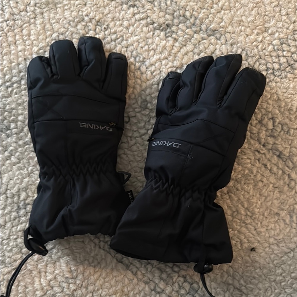 Dakine Black Winter Gloves
